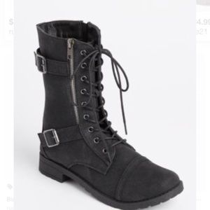 Combat boots( last day)